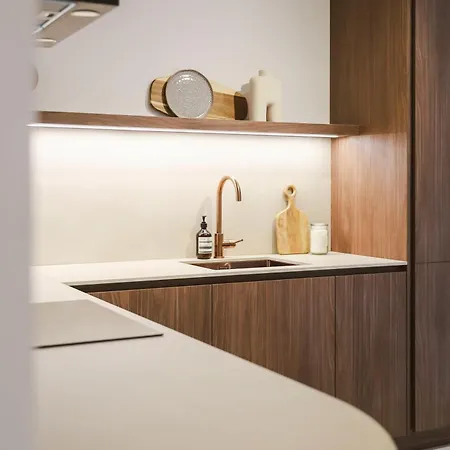 Luxe In Apartment *